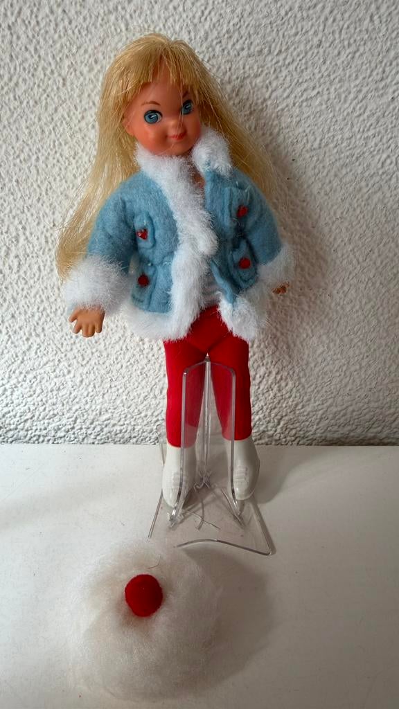 Barbie TUTTI Snow Bunny Mattel jaren 60, Verzamelen, Poppen, Ophalen of Verzenden, Zo goed als nieuw, Pop