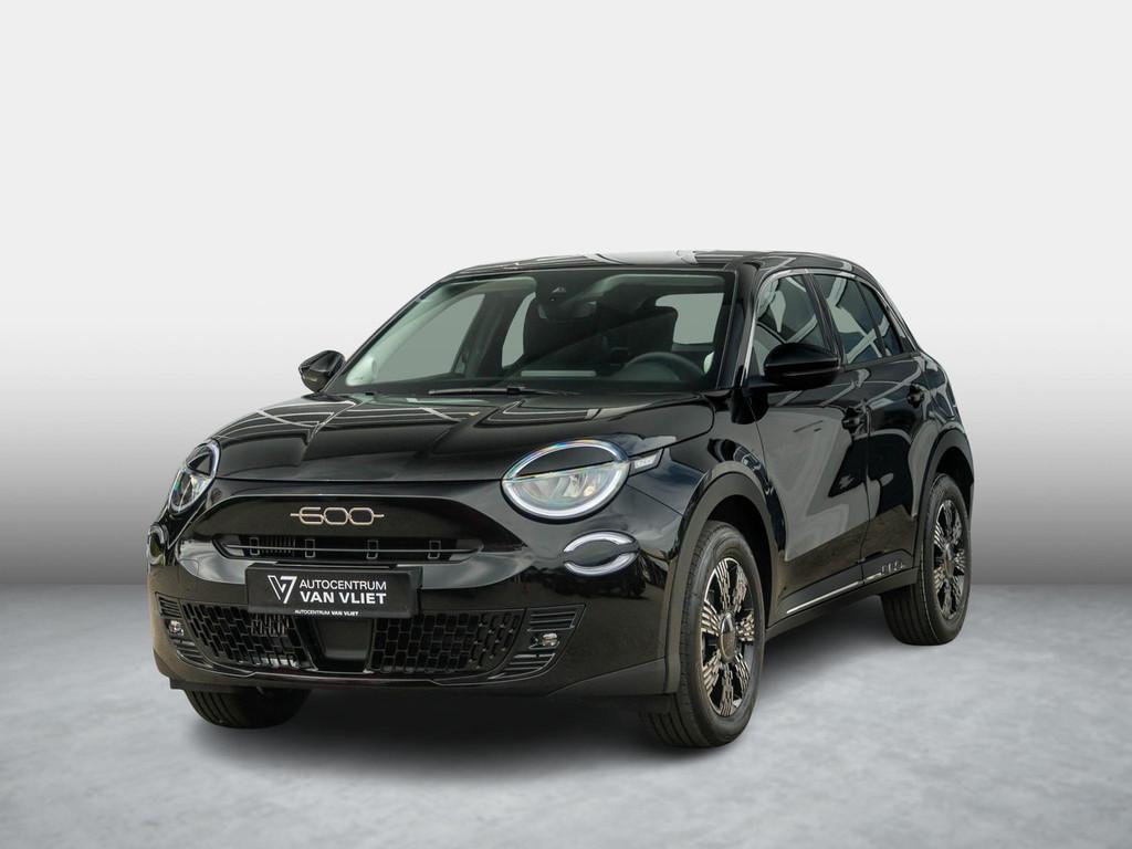 Fiat 600 1.2 Hybrid 110pk Black Edition | Uit voorraad lever, Auto's, Fiat, Parkeersensor, Gebruikt, Overige modellen, 1199 cc