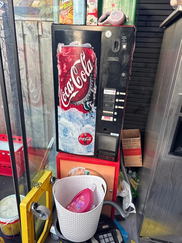 Vendo Coca-Cola drankautomaat vending machine – werkend, Verzamelen, Ophalen, Zo goed als nieuw
