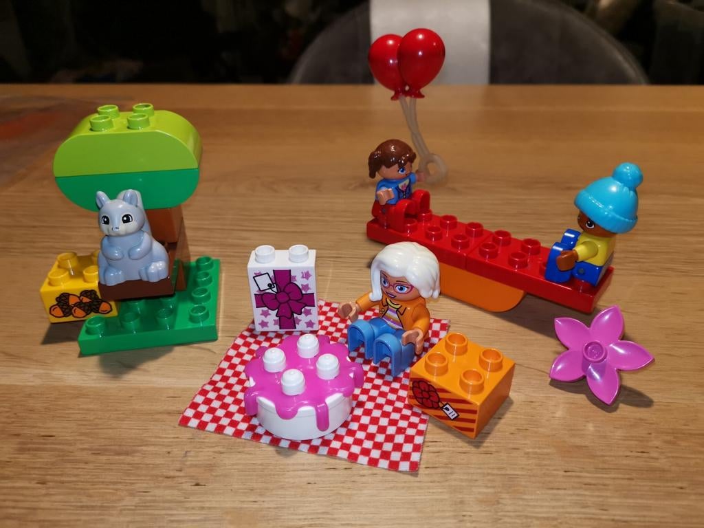 Lego Duplo 10832 Verjaardagspicknick *nieuw*, Kinderen en Baby's, Speelgoed | Duplo en Lego, Nieuw, Duplo, Complete set, Compleet
