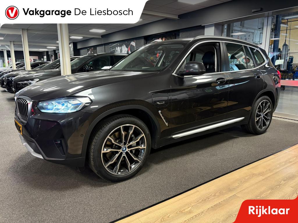 BMW X3 XDrive30e Business Edition Plus,leer,head up,camera,t, 1998 cc, Gebruikt, 2000 kg, Bedrijf