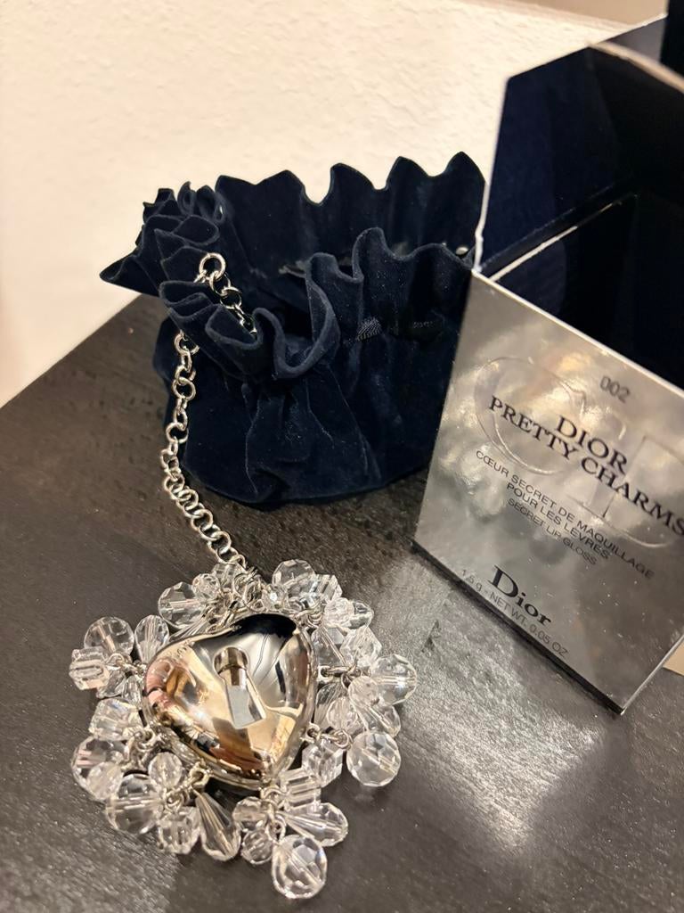 Christian Dior, pretty charm lipstick, Sieraden, Tassen en Uiterlijk, Armbanden, Overige materialen, Verzenden, Zo goed als nieuw