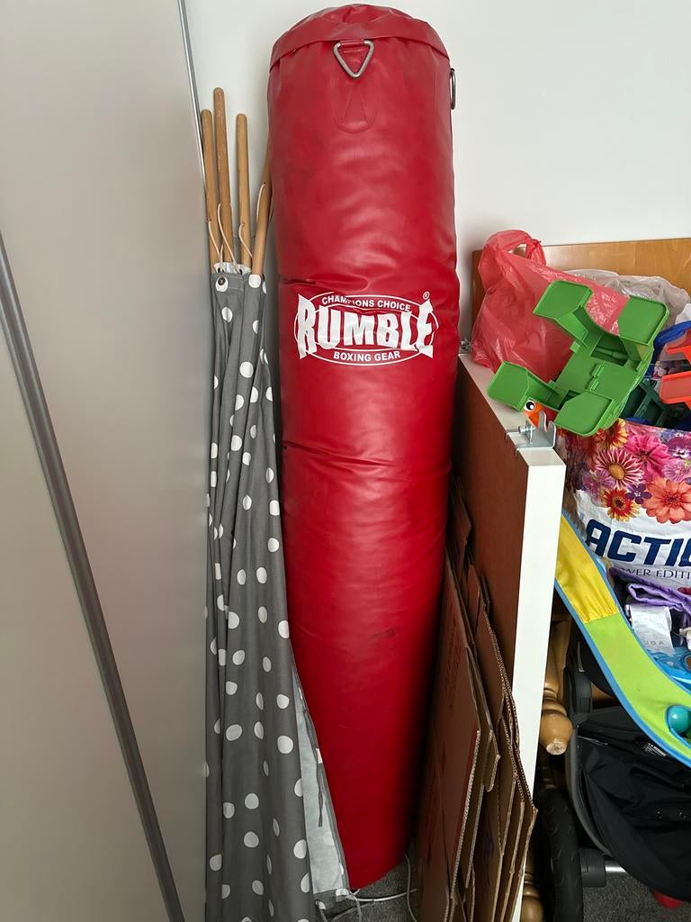 Rumble Bokszak 1.80m - Ideaal voor training, Sport en Fitness, Boksen, Ophalen, Gebruikt, Bokszak