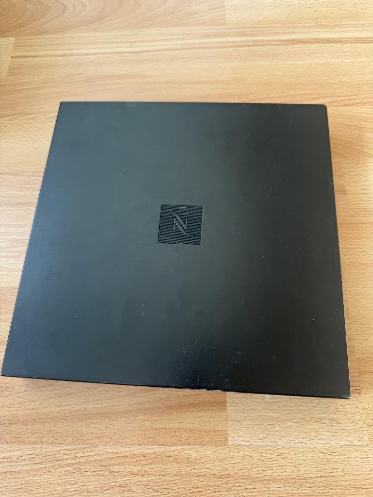 Nespresso capsule bewaardoos, Witgoed en Apparatuur, Koffiemachine-accessoires, Gebruikt, Capsulehouder, Nespresso, Nespresso