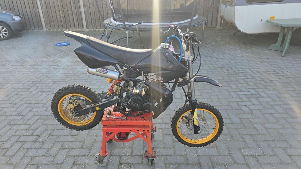 Pitbike yamaha DT 50cc 2 takt opknapper € 500 euro, Overige merken, Gebruikt, Pitbike, 49 cc