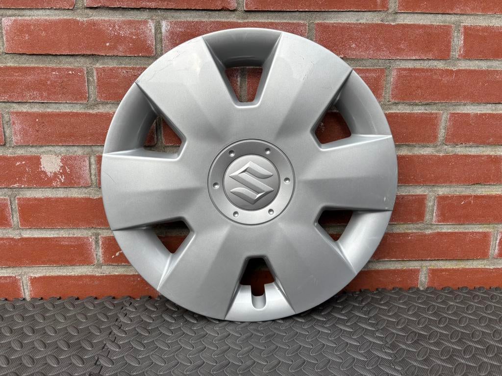 1 originele Suzuki Swift en Splash wieldop 15 inch, Ophalen of Verzenden, Gebruikt