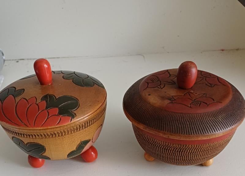 2 Amsterdamse school hout nijverheid dekseldoosjes, Antiek en Kunst, Ophalen of Verzenden