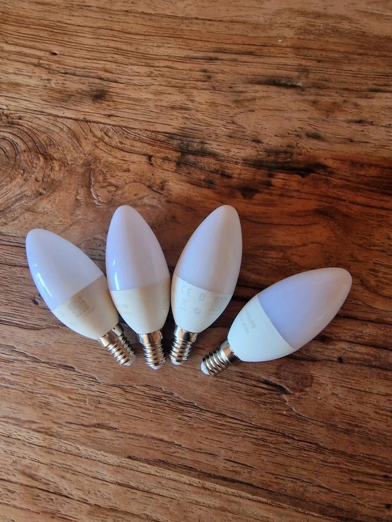 Philips Hue White E14 Kaarslampen (4 stuks), Huis en Inrichting, Lampen | Losse lampen, Ophalen of Verzenden