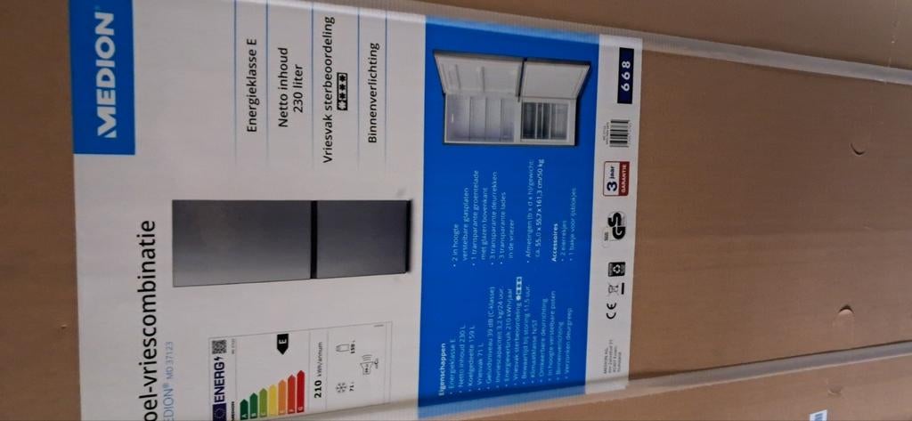 Koel/Vries combinatie, 200 liter of meer, Nieuw, 45 tot 60 cm, Met vriesvak