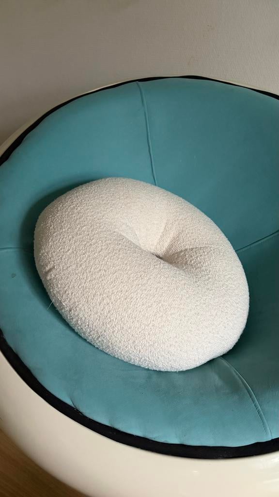 Donut kussen - Nieuwstaat, Ophalen of Verzenden, Zo goed als nieuw, Wit, Rond