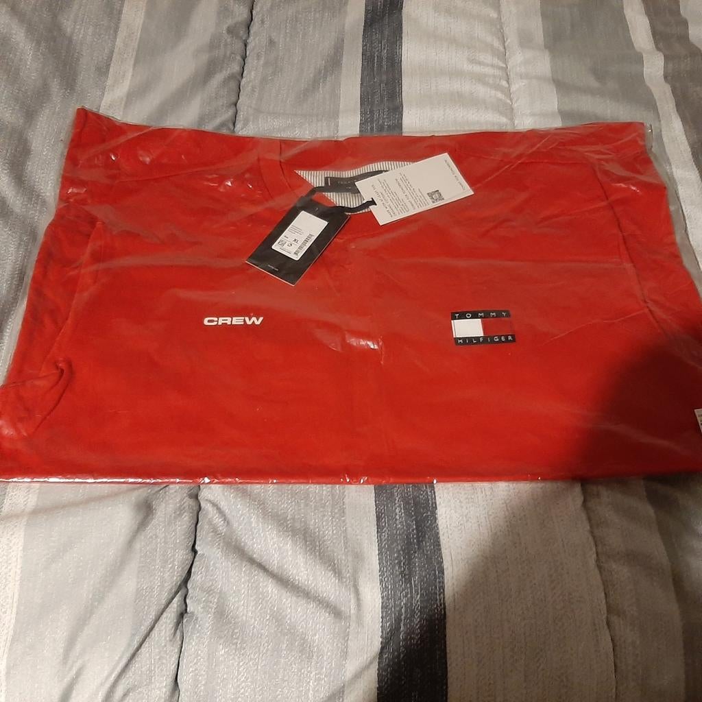 Nieuw T-shirt Vrijwilligers Sail 2025 - XL, Kleding | Heren, T-shirts, Tommy Hilfiger, Ophalen of Verzenden, Rood, Maat 56/58 (XL)