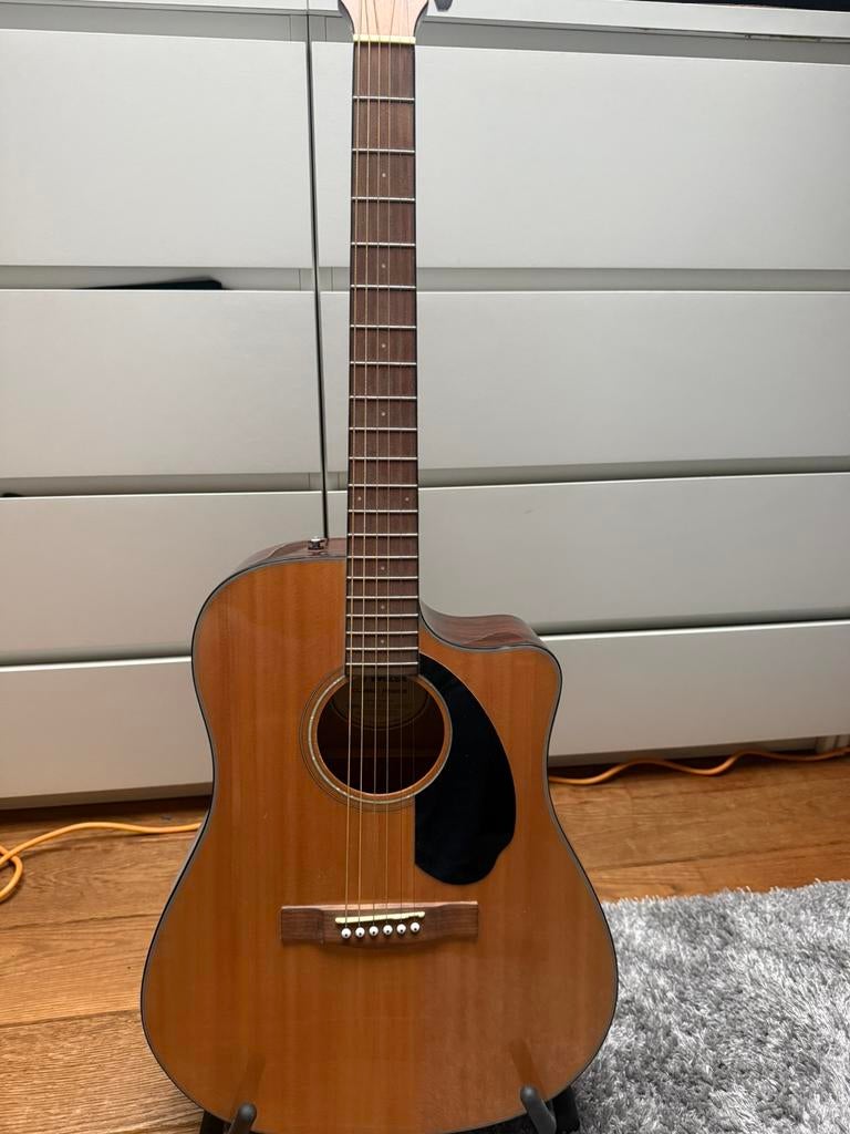 Fender CD-60SCE Nat WN, Muziek en Instrumenten, Snaarinstrumenten | Gitaren | Akoestisch, Ophalen of Verzenden, Zo goed als nieuw
