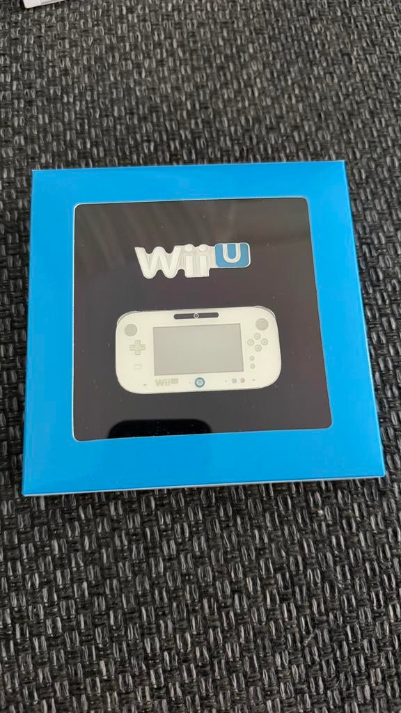 Nintendo Museum Wii U pin, Spelcomputers en Games, Games | Nintendo Wii U, Muziek, 1 speler, Ophalen of Verzenden, Zo goed als nieuw