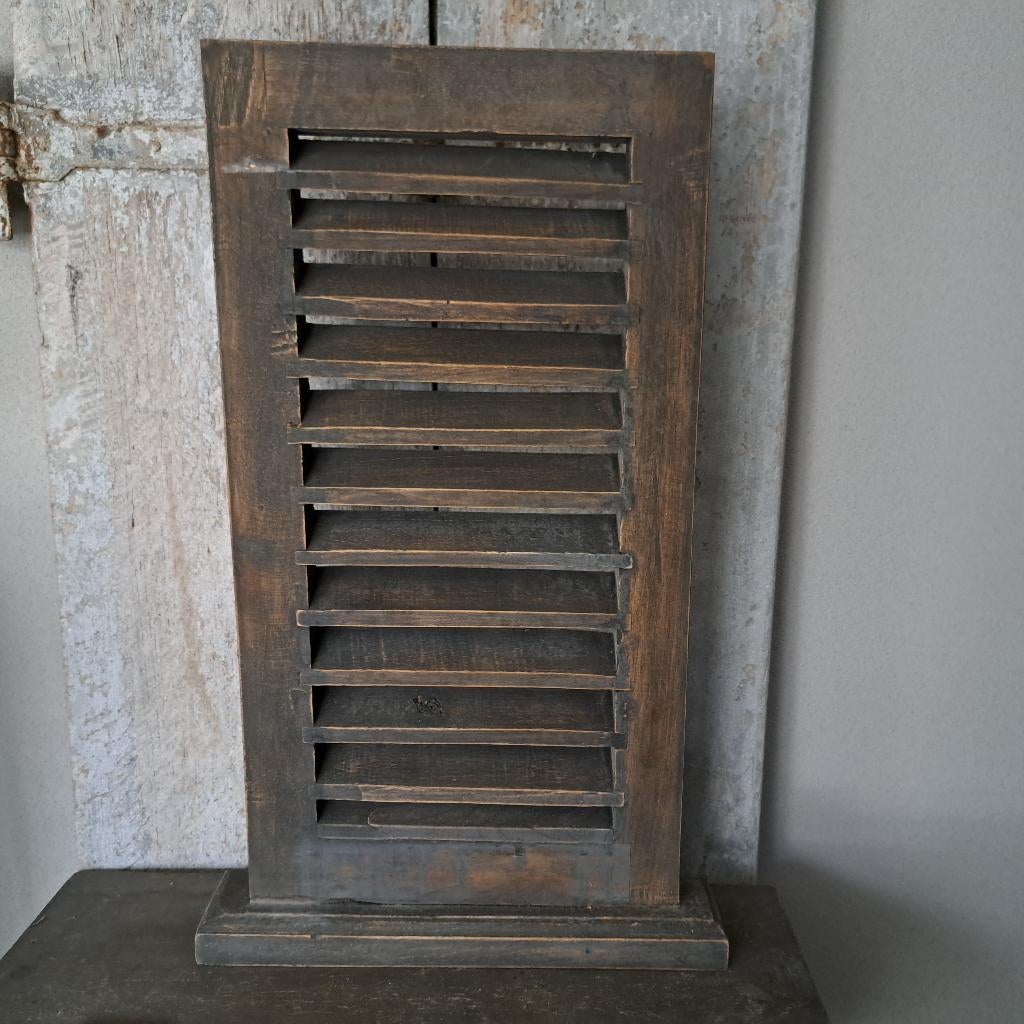 1x Landelijk luik louvreluik op voet sober vergrijst *Etage3, Huis en Inrichting, ., Nieuw, Ophalen of Verzenden, .