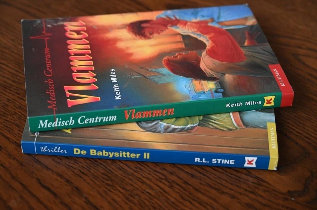 2 pocket boekjes van Kluitman, Boeken, Gelezen, Ophalen of Verzenden, Fictie, Keith miles