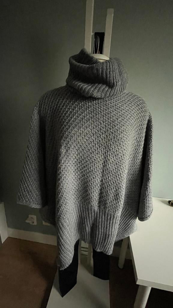 Poncho met kraag nieuw, Maat 42/44 (L), Nieuw, Ophalen of Verzenden, Onbekend