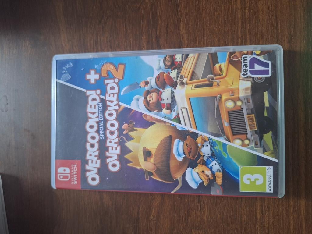 Overcooked! + Overcooked! 2 - Nintendo Switch, Gebruikt, 2 spelers, Ophalen of Verzenden, Eén computer