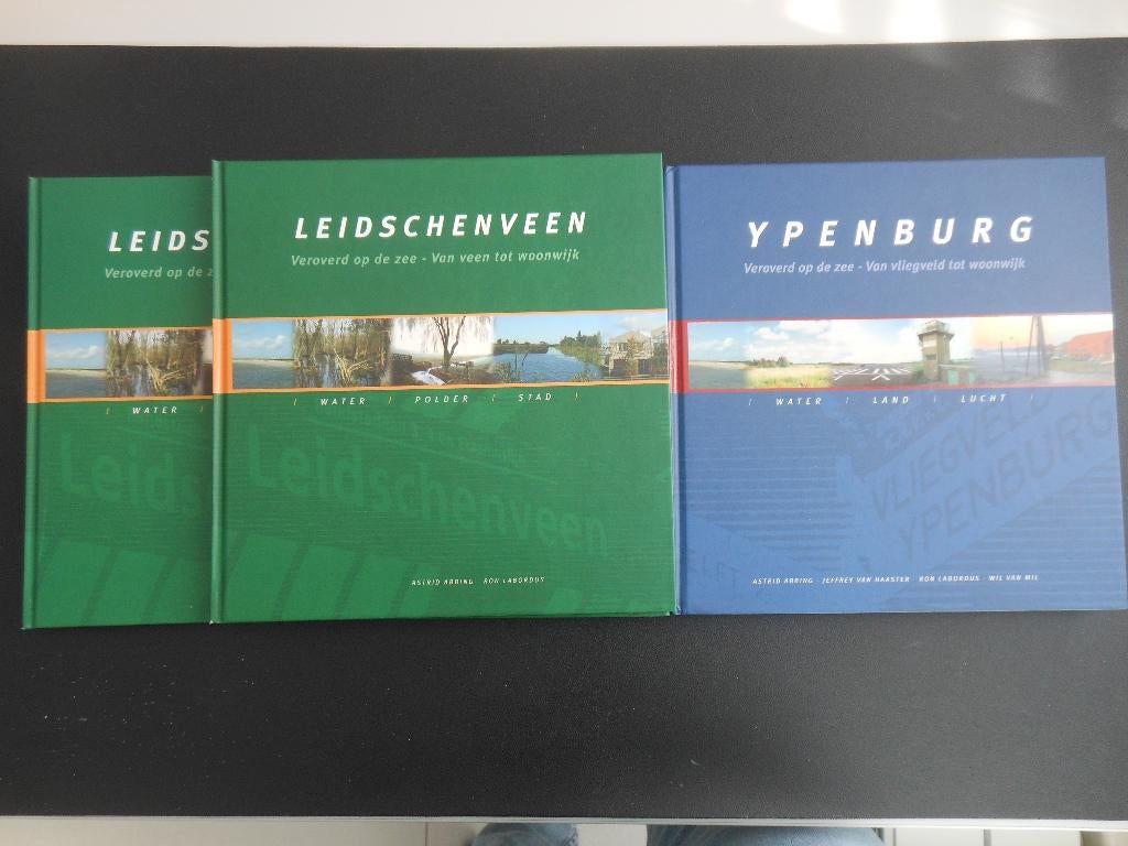 3 boeken:  Leidschenveen (2 x) en Ypenburg, Boeken, Ophalen of Verzenden, 20e eeuw of later, Zo goed als nieuw, Meerdere auteurs