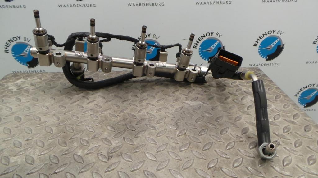 HYUNDAI I40 BRANDSTOF INJECTOR / VERSTUIVER 2013, Auto-onderdelen, Ophalen of Verzenden, Gebruikt, Stiba lid