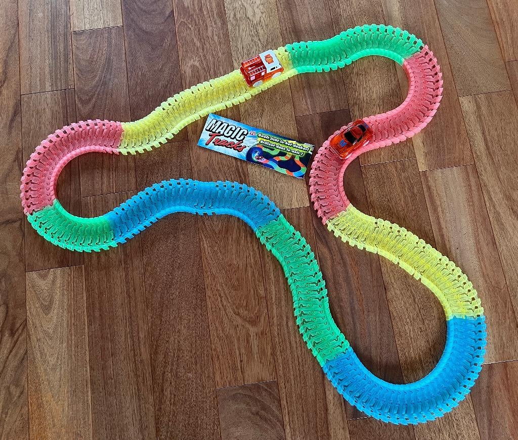 Magic Tracks Glow in the Dark Racebaan, Overige merken, Racebaan, Zelf te bouwen, Ophalen of Verzenden