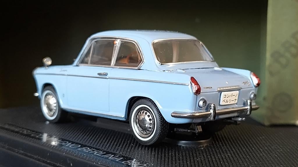 Daihatsu Compagno Berlina 600 Blue 1;43 Ebbro Oldies Pol, Overige merken, Japan, Auto, Verzenden