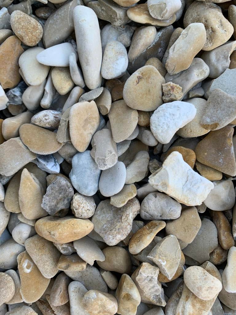 Castle grind Kasteel kiezel beige split natuursteen, Tuin en Terras, Grind, Keien en Split, Overige materialen, Gebruikt, Beige