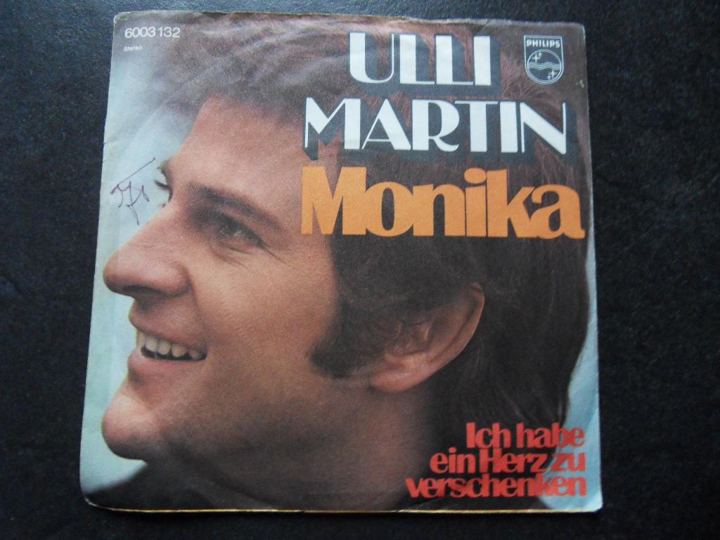 Ulli Martin - Monika, Ophalen of Verzenden, Zo goed als nieuw, Nederlandstalig