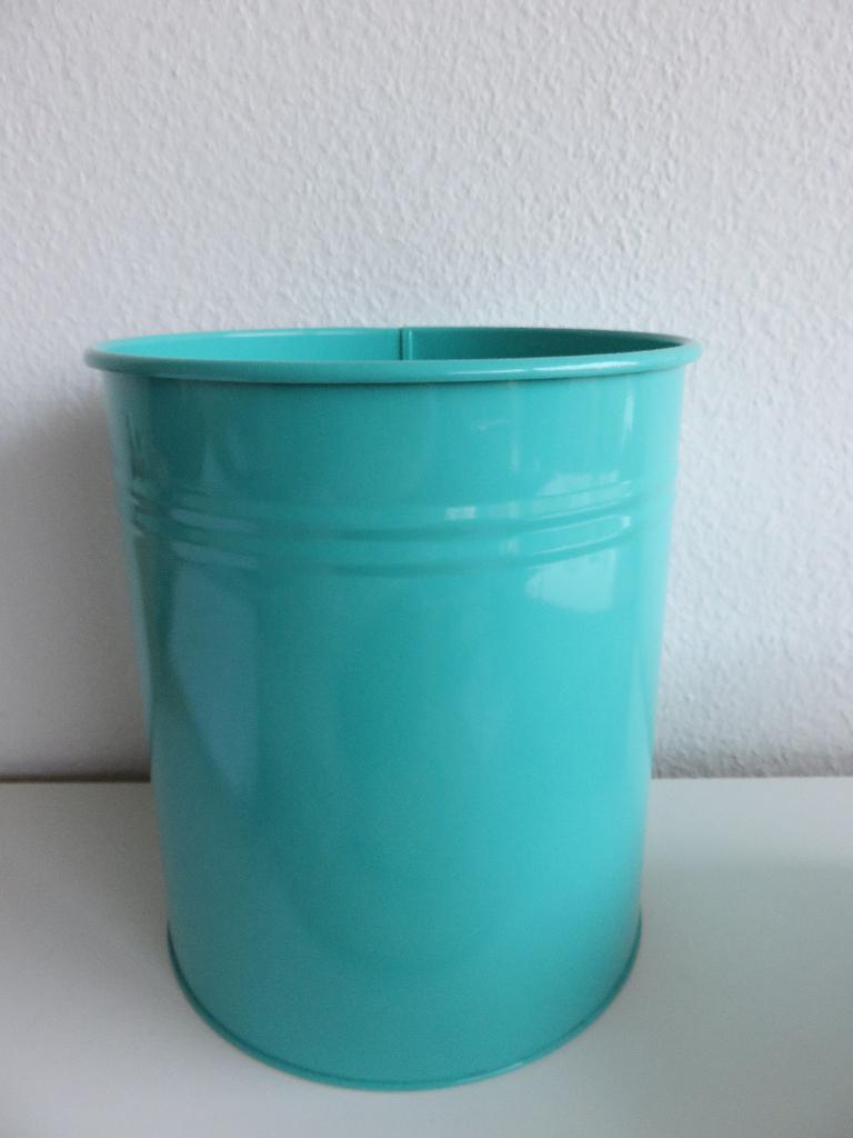 Metalen papierbak, prullenbak afvalbak turquoise blauw groen, Ophalen of Verzenden, Zo goed als nieuw, Minder dan 10 liter, Metaal