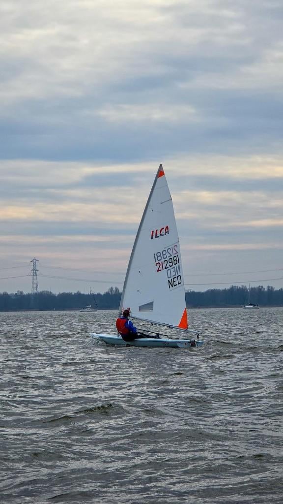 ILCA 4 wedstrijd Laser Zeilboot, Watersport en Boten, Ophalen, Geen motor, Gebruikt, Overige brandstoffen