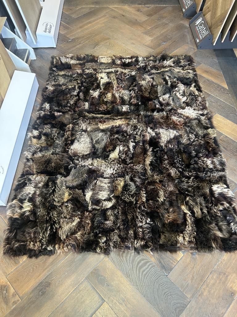 Plaid van Toscaanse schapenvacht, Ophalen, Nieuw, A, A