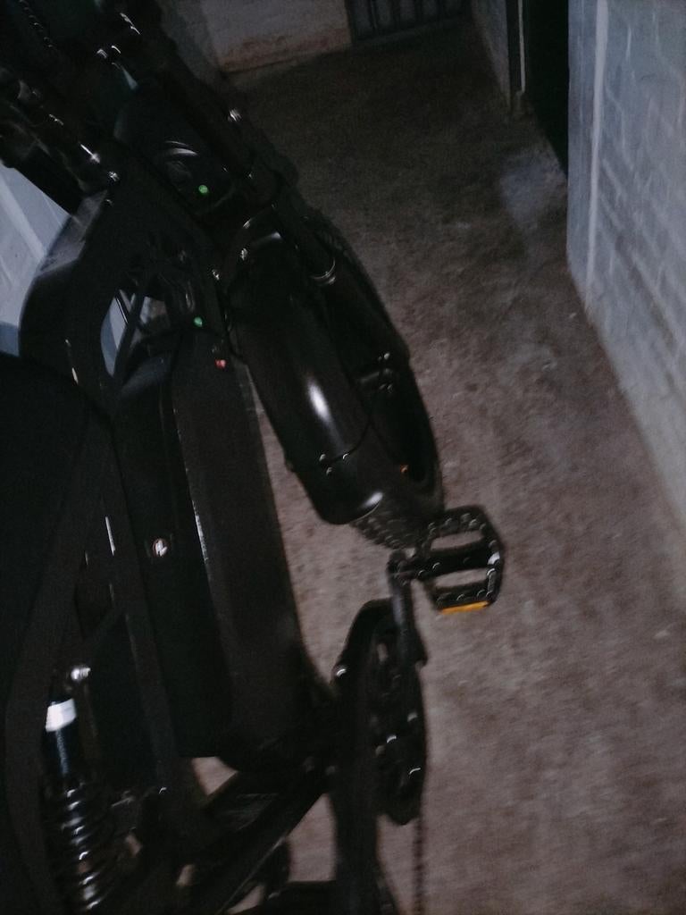 350€ Fatbike V20 pro max zonder accu, Fietsen en Brommers, Scooters | Piaggio, Ophalen, Zo goed als nieuw, Elektrisch, Overige modellen