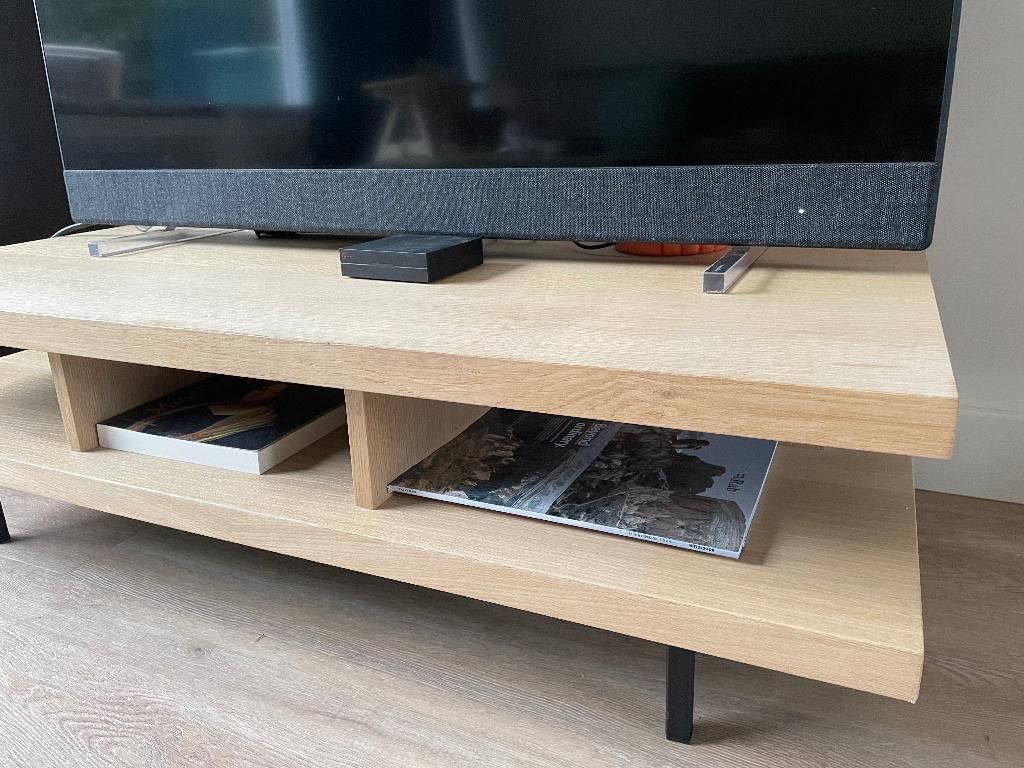 Salontafel licht eikenhout met veel opbergruimte, Huis en Inrichting, Tafels | Salontafels, Ophalen, Scandinavisch strak, 100 tot 150 cm