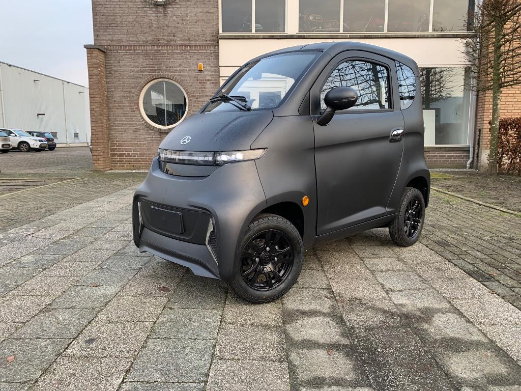 Rijbewijsvrije scootmobiel / Brommobiel E-Volt SQ4 Mat zwart, Ophalen, Nieuw, Canta, 16 km/u of meer