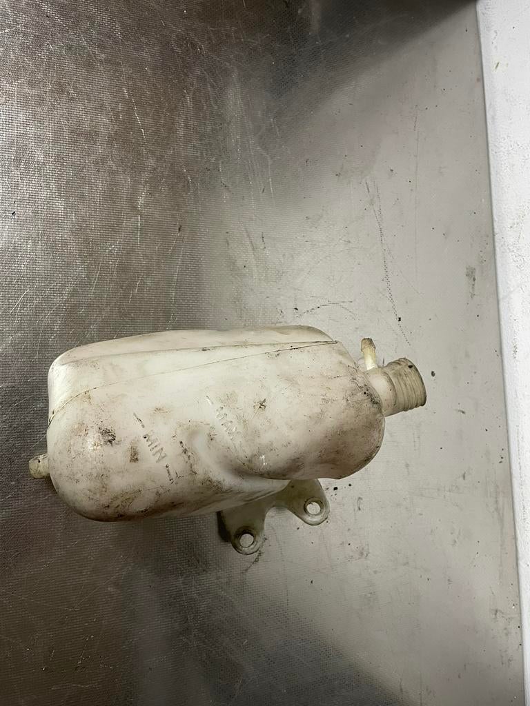 Gilera runner koelvloeistof reservoir, Ophalen