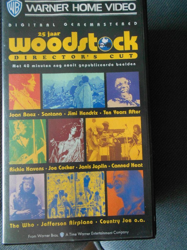 VHS 25 jaar WOODSTOCK Warner home video, Alle leeftijden, Ophalen, Gebruikt, Muziek en Concerten