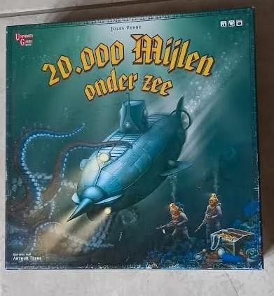 bordspel twintigduizend mijlen onder zee, Hobby en Vrije tijd, Ophalen of Verzenden, Zo goed als nieuw