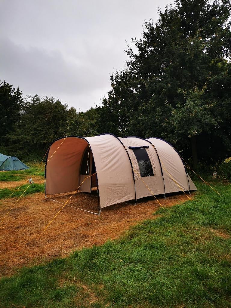 Vrijbuiter tent milos 4, Ophalen, Gebruikt, Tot en met 4