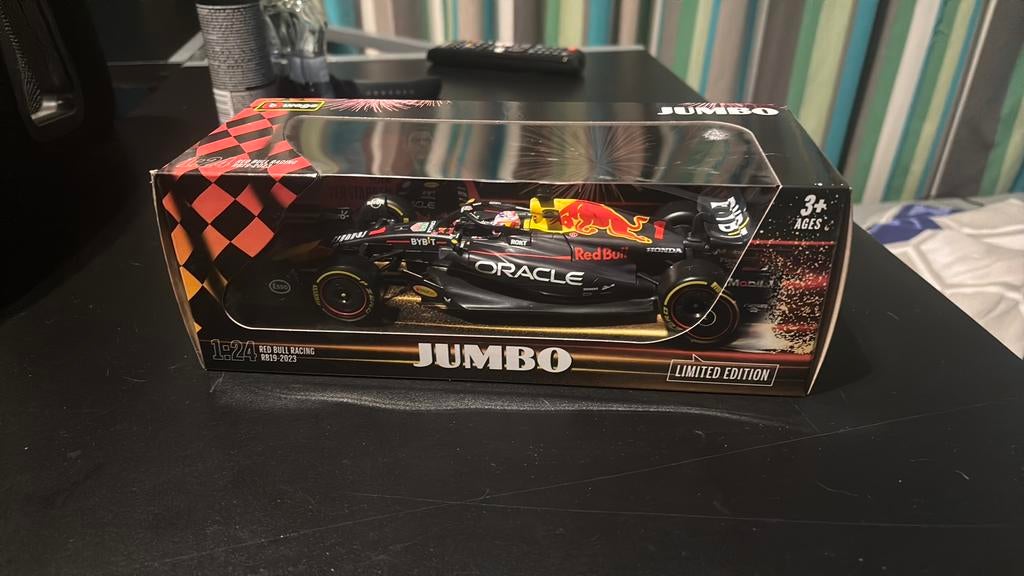 Schaal auto max verstappen 2023, Ophalen of Verzenden, Zo goed als nieuw, Bburago
