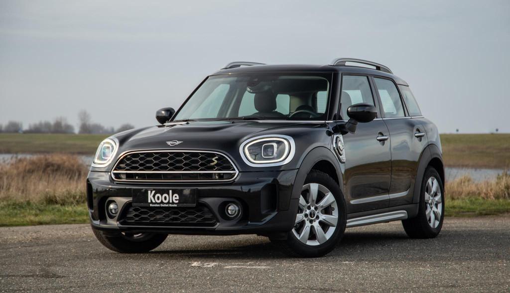 Mini Countryman 1.5 Cooper S E ALL4 Essential CAMERA / NAVI, Automaat, Stof, Gebruikt, Countryman