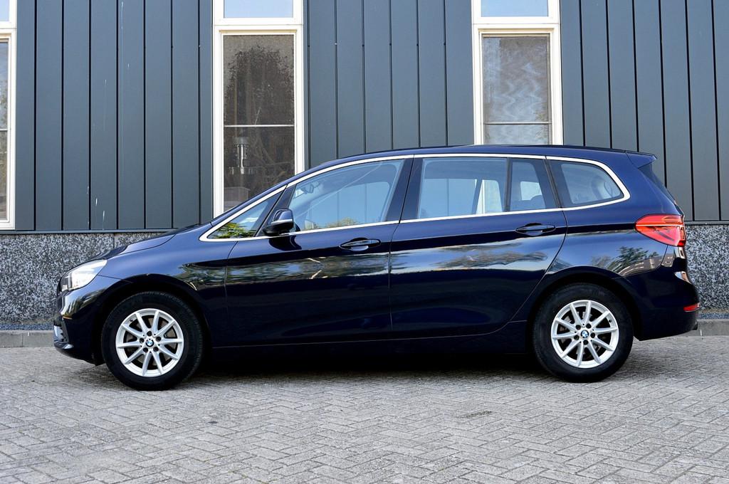 BMW 2 Serie Gran Tourer 218i Centennial Executive 7p. Rijkla, Auto's, BMW, 12 maanden, Gebruikt, Euro 6, Lichtsensor