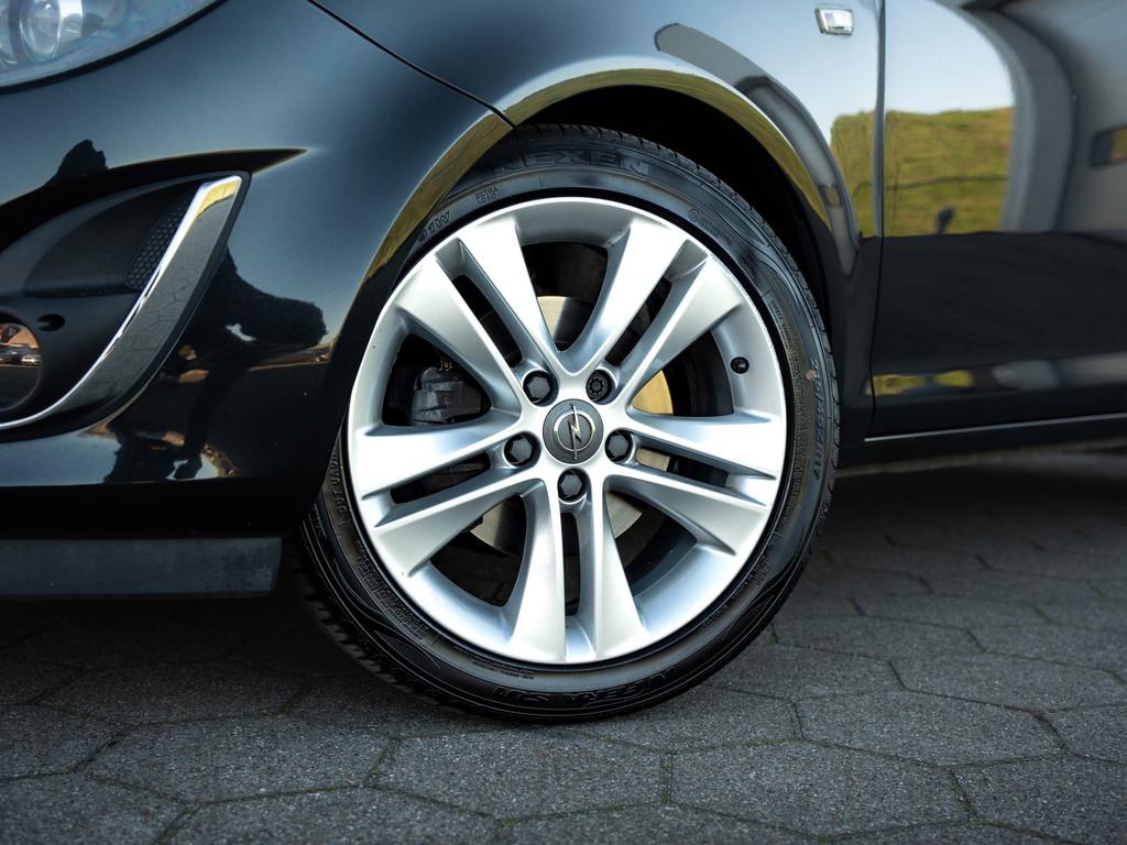 Opel Corsa 1.4 Turbo Cosmo Navi, Euro 5, Stof, Gebruikt, Zwart