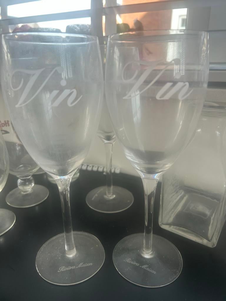 3 Rivièra Maison wijnglazen 'Vin', Glas of Glazen, Gebruikt, Ophalen of Verzenden, Glas