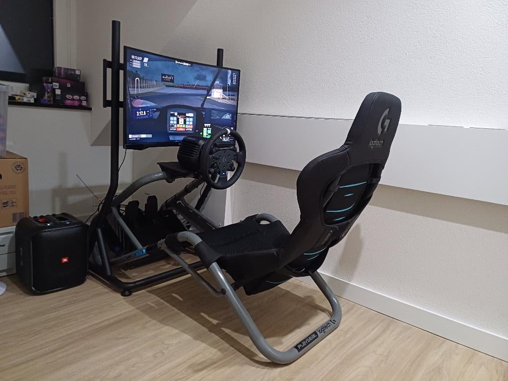 Logitech trophy simrace stoel, Spelcomputers en Games, Games | Pc, Ophalen, 1 speler, Racen en Vliegen, Zo goed als nieuw