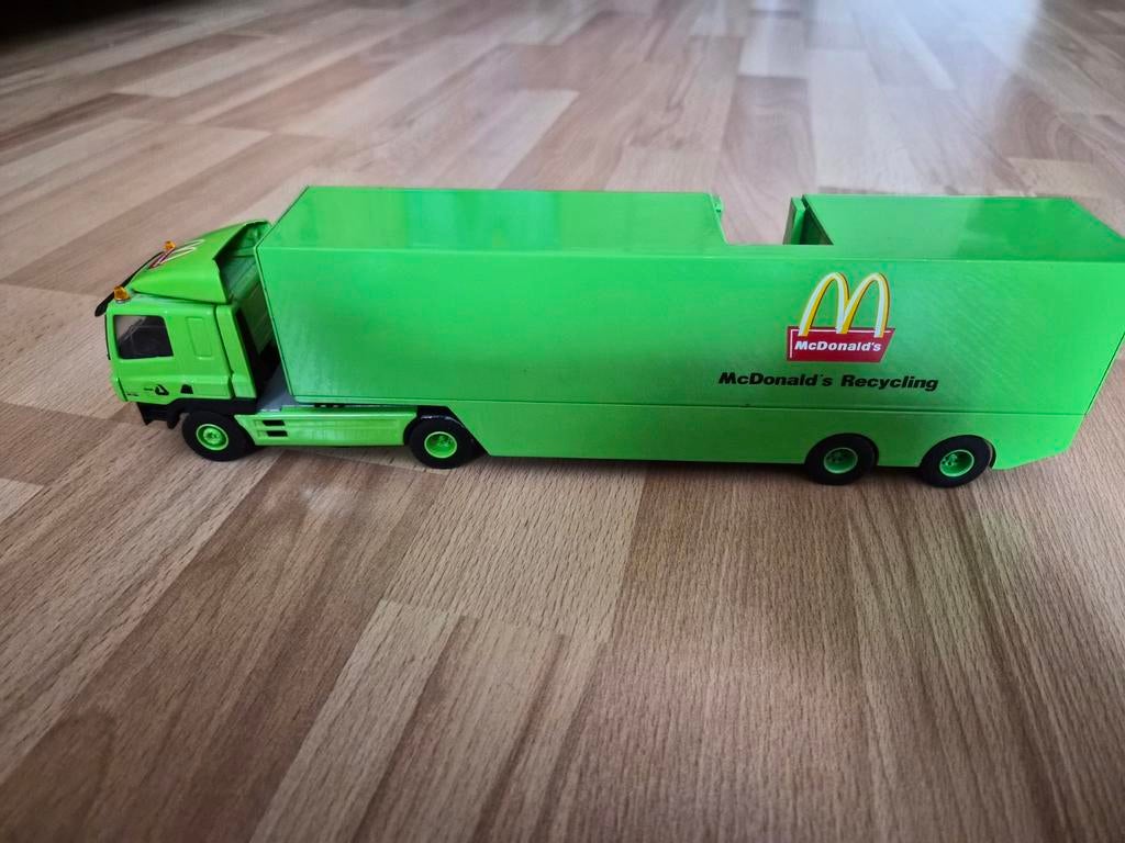 Vrachtwagen  metaal 31cm lang. Mac donalds   /sita., Ophalen of Verzenden, Zo goed als nieuw, Bus of Vrachtwagen, Overige merken