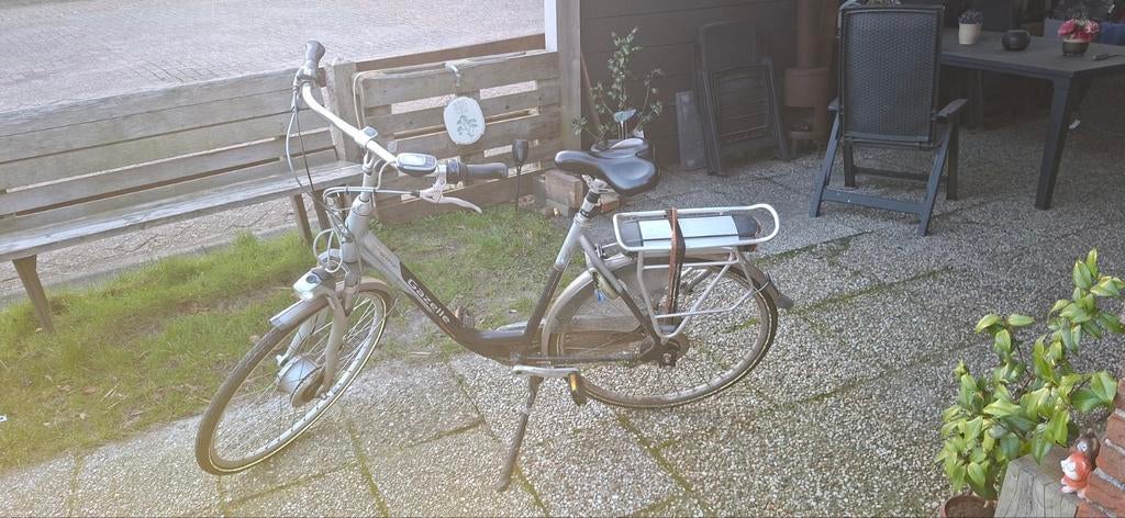 Defecte Gazelle Innergy Orange E-bike - Accu 5 km, Fietsen en Brommers, Ophalen, Gebruikt, Minder dan 30 km per accu, Gazelle