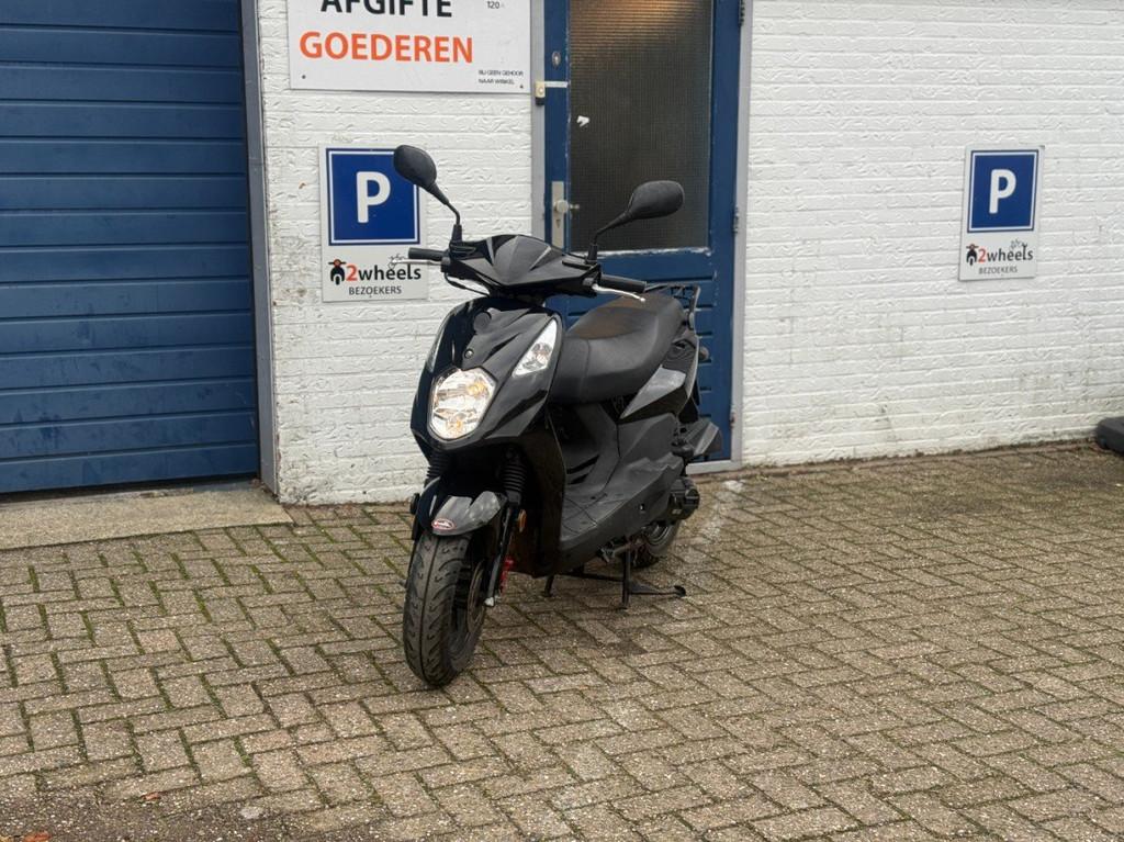 SYM Orbit 2 1-cilinder, 4-takt, luchtgekoeld GLANS ZWART 201, Gebruikt, -, - 0
-, NL, SYM