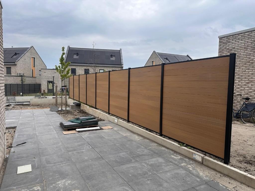 OP=OP 11,2 meter Composiet Schutting Eiken / Retourpakket, Kunststof, 1 tot 2 meter, 6 meter of meer, Vlotbrugweg 19a