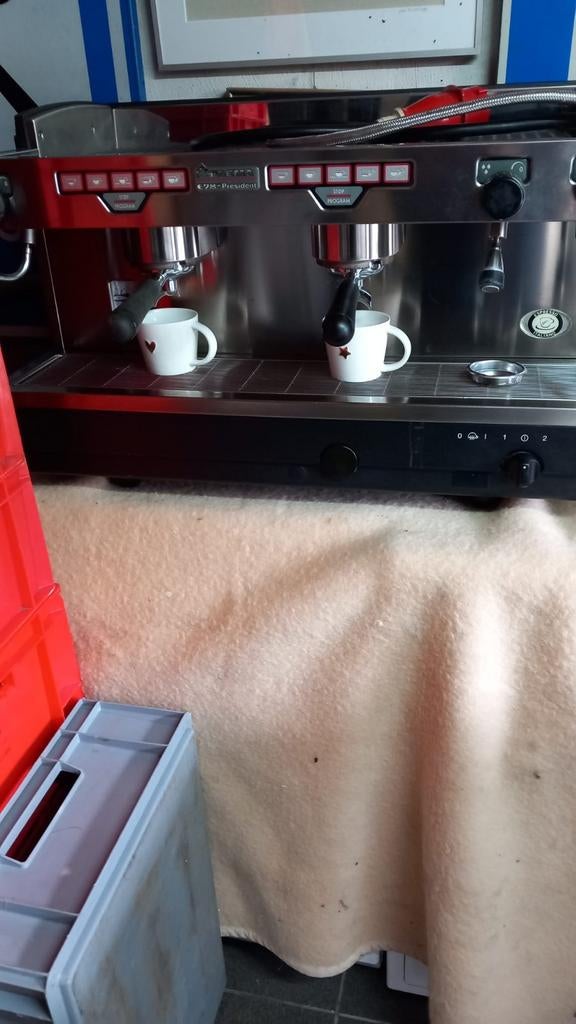 FAEMA E78 President espressomachine, Witgoed en Apparatuur, Koffiezetapparaten, Ophalen of Verzenden