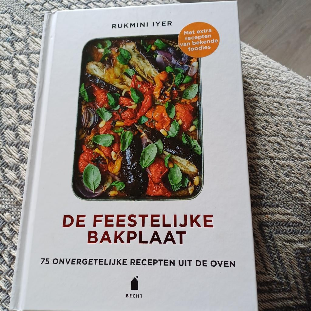 De feestelijke bakplaat - Rukmini Iyer., Boeken, Ophalen of Verzenden, Zo goed als nieuw