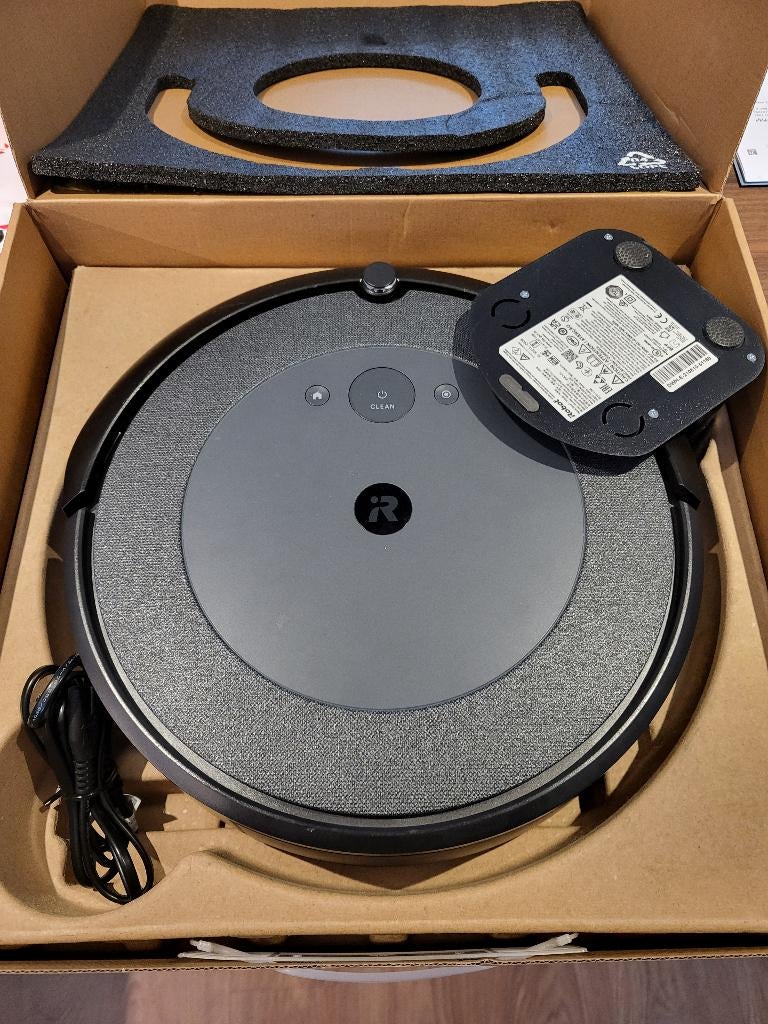 iRobot Roomba i5154, Ophalen of Verzenden, Zo goed als nieuw, Reservoir, Robotstofzuiger